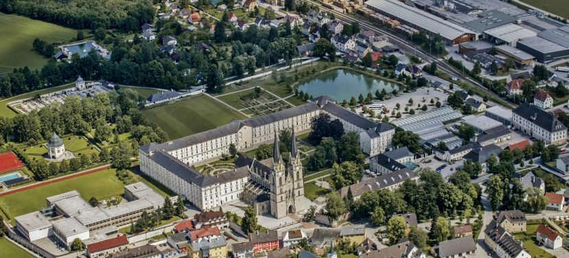 Stift Admont plant Ärztezentrum