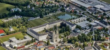 Stift Admont plant Ärztezentrum