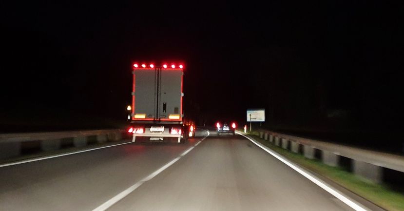 Wahnwitziges Überholmanöver auf der B320