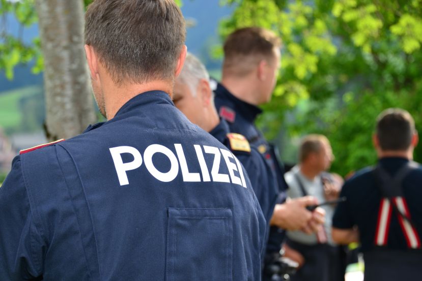 Polizei klärt 34 Schwimmbad-Einbrüche