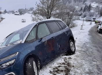 Verkehrsunfall auf der B146 bei Pürgschachen