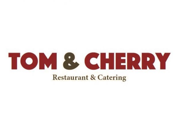 Tom und Cherry am Kulturhausplatz