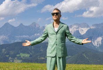 Robbie Williams, bei der Pressekonferenz zum Ski Opening in Schladming: „Austria is a secret that‘s too well kept from the rest of the world!“