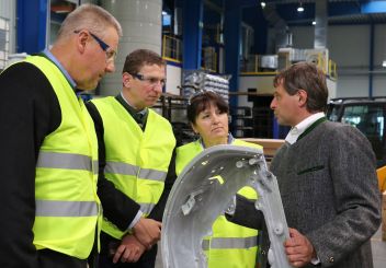 Klubobmann LAbg. Karl Lackner, NRAbg. Andreas Kühberger, 2. LT-Präsidentin LAbg. Manuela Khom, Geschäftsführer Georg Fischer Altenmarkt Christian Heigl