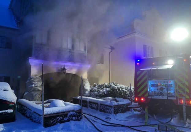Bewohner bei Brand evakuiert