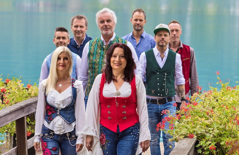 Es gibt noch ca. 100 Restkarten