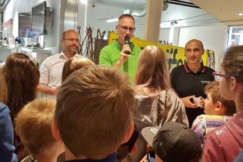 Vizebürgermeister Egon Gojer mit Team