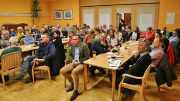 Gut besucht und gute Stimmung: das war das Nationalpark Forum 2020 beim Gasthof Hensle in St. Gallen