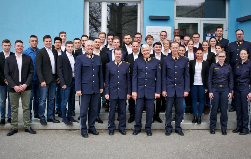 Heute wurde ein neuer Polizeigrundausbildungslehrgang im BZS Steiermark angelobt.