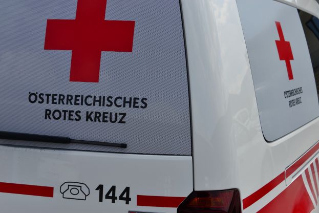 Von Gerüst gestürzt und verletzt