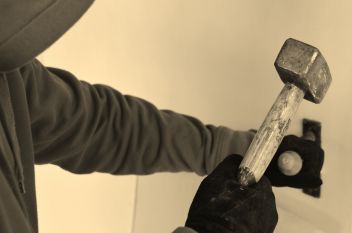 Einbruch und Einschleichdiebstahl