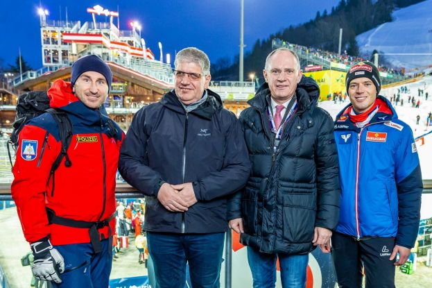 Bundesminister Karner mit slow. Innenminister Boštjan Poklukar, Marc Digruber und Philipp Aschenwald