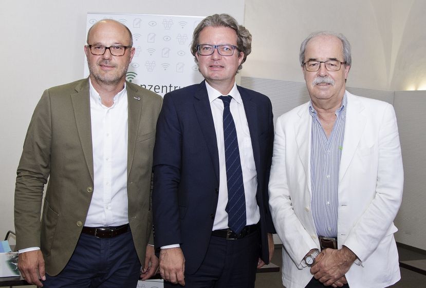 GKK-Obmann Josef Harb, Gesundheitslandesrat Christopher Drexler, ÄK-Vizepräsident Norbert Meindl