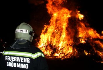 Zahlreiche Brandeinsätze vor Ostern