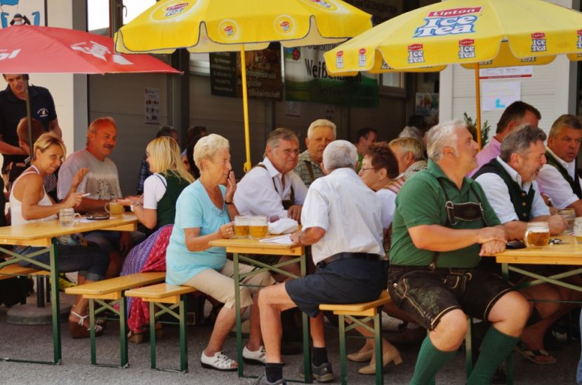 Beim Sommerfest geht’s uns guat