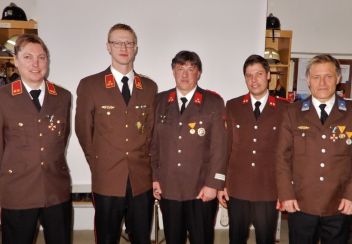 OBI Stefan Paul, HBI Jürgen, Pusterhofer HFM, Christian Wilding, OFM Christian Regner und HLM dV Ernst Steiner