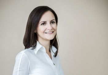 Corinna Scharzenberger tritt als ÖVP-Bezirksspitzenkandidatin für die kommende Nationalratswahl im September an.