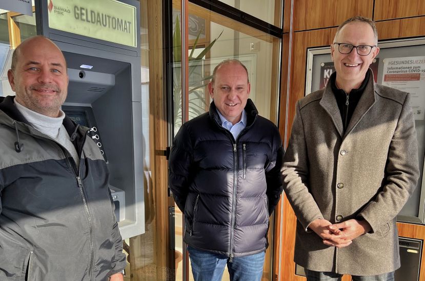 Raimund Sulzbacher(ÖVP), Michael Bauhofer(Knauf) und Egon Gojer(ÖVP)