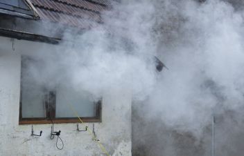 Brand eines Wirtschaftsgebäudes