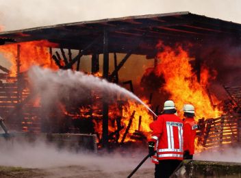 Brand eines Wirtschaftsgebäude