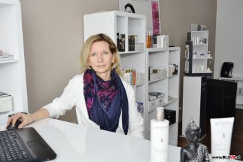 Klaudia Kaiser in den Räumlichkeiten ihres neuen Kosmetikstudios in Liezen.
