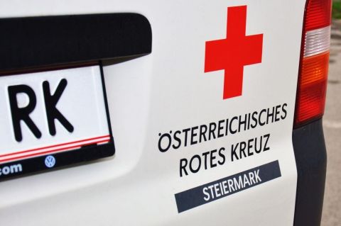 Zwei Verletzte bei LKW-Unfall.