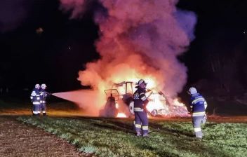 Traktorbrand nach Brandstiftung