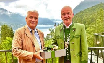 Past President Erwin Walter und Präsident Albert Sonnleitner
