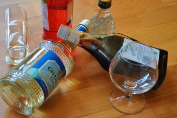 Alkoholisierter misshandelt Freundin!