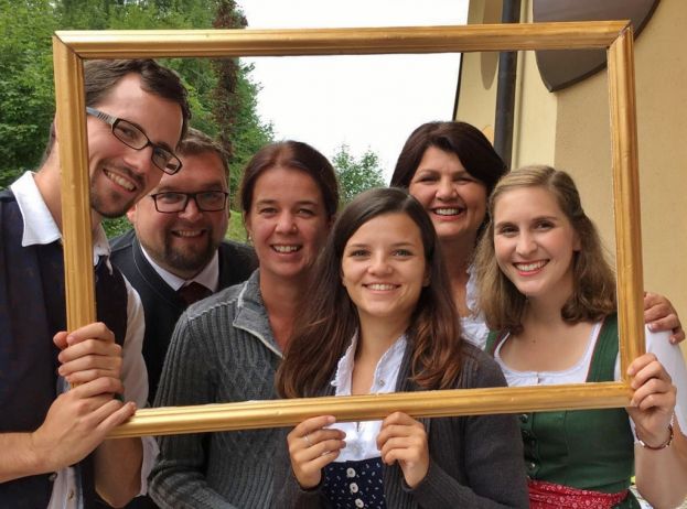 Oliver Gulas, Geschäftsführer Andreas Danner, Elisabeth Riegelthaler, Praktikantin Julia Fressner, Andreas Matousch und Eva Maria Vorwagner
