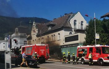 Fahrzeugbrand im Stadt-Zentrum