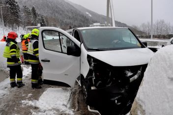 Verkehrsunfall auf der A9