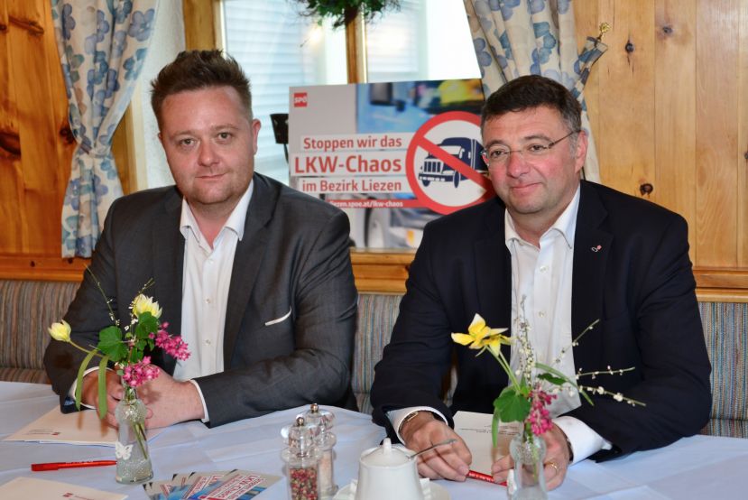 SPÖ-Regionalvorsitzender Mario Lindner und 1. Stv. SPÖ-Klubobmann Jörg Leichtfried 