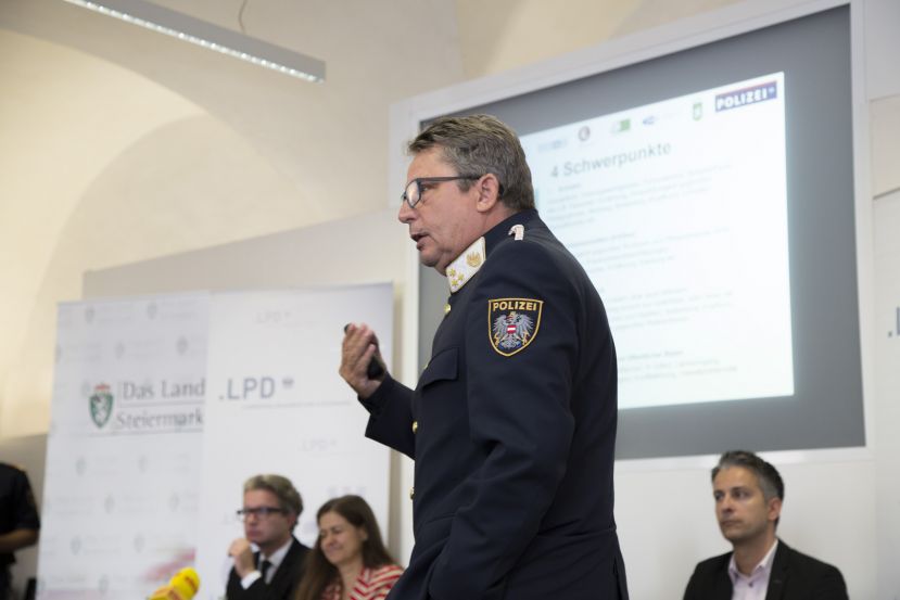 GEMEINSAM.SICHER gegen Radikalisierung