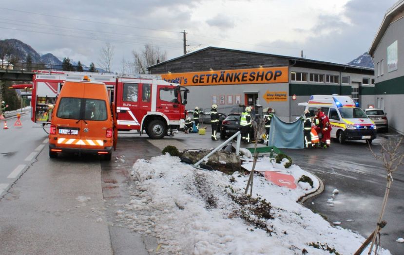 Verkehrsunfall in Zentrum von Stainach