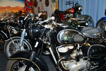 Auf eine heile Motorradsaison