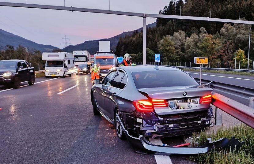 Verkehrsunfall auf der Autobahn