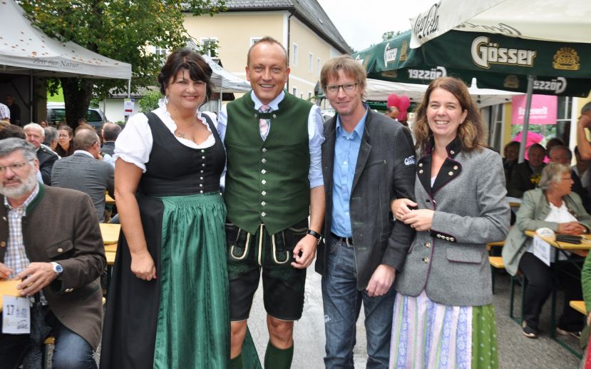 Andrea Matousch (links) und Elisabeth Riegelthaler vom Naturparkteam mit hohen Besuch: BR Armin Forstner, Bgm. St. Gallen (links) sowie Günter Planitzer, Obmann Tourismusverband Gesäuse