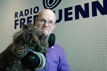 Stefan Berner mit Maskottchen Sally