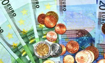 Pensionistin 3.500 Euro herausgelockt