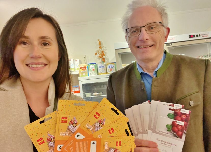 LAbg. Michaela Grubesa mit dem Obmann des Vincimarktes Bad Aussee GR Markus Grieshofer