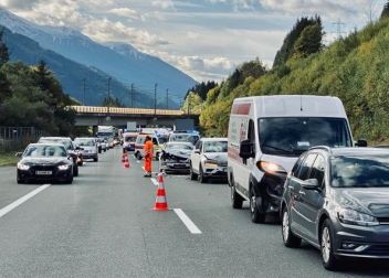 Auffahrunfall auf der Autobahn