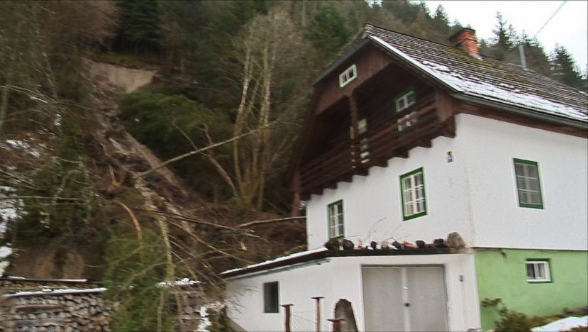 Haus in Öblarn um 10 cm verschoben