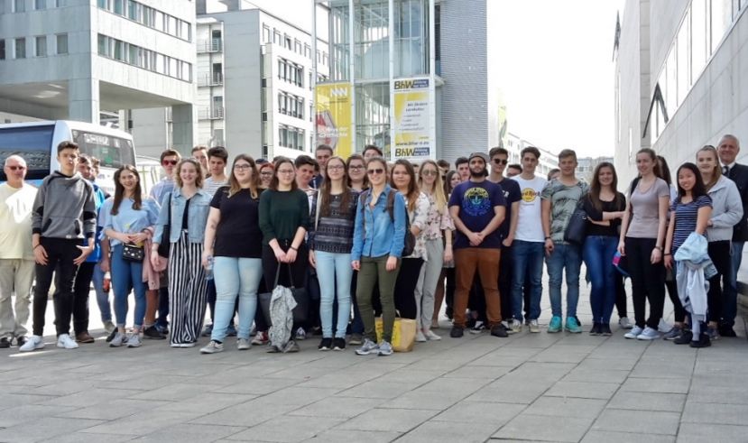 Vermittlungsaktion zu einigen dunklen Kapiteln