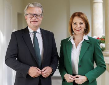Landeshauptmann Christopher Drexler und Wohnbaulandesrätin Simone Schmiedtbauer