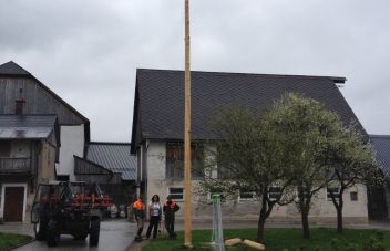 Maibaum für das Pflegeheim