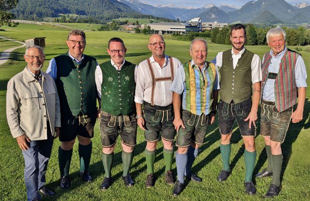 Der neue Vorstand des Lions Club Ausseerland: Mag. Othmar Wutscher (Clubmeister), Gerald Marl (1. Vize-Präsident), Jarno Bor (Clubsekretär &amp; 2. Vize-Präsident), Lukas Borth (Schatzmeister), Franz Pichler (Präsident), Günther Hensle (Past-Präsident) und DI Wolfhart Hofer (Clubmeister a.D.)