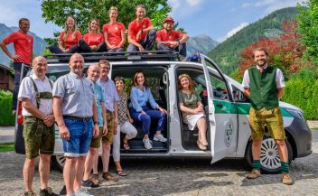 Neues Einsatzfahrzeug für die Bergrettung