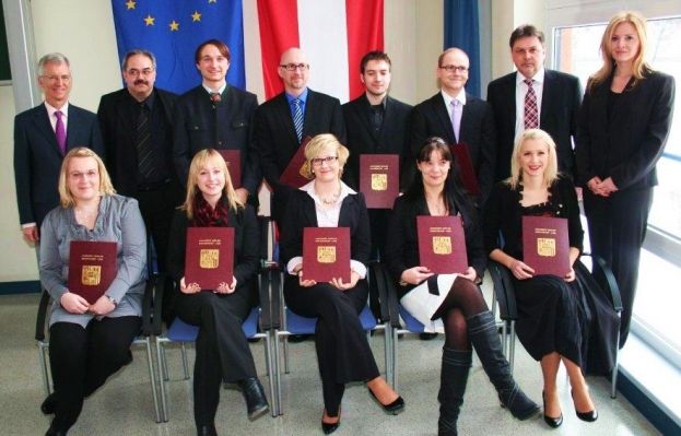 Neue Akademiker aus dem UZR