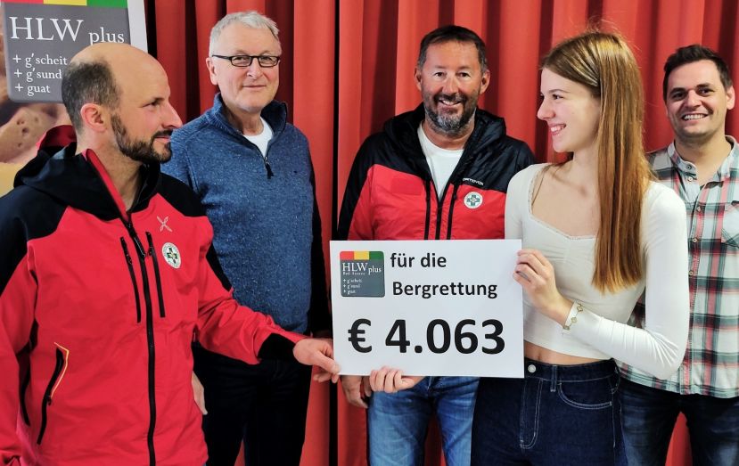 Franz Kalss, Clusterleiter Harald Gerstgrasser, Markus Raich, Sabrina Piller und Fachvorstand Christian Moser